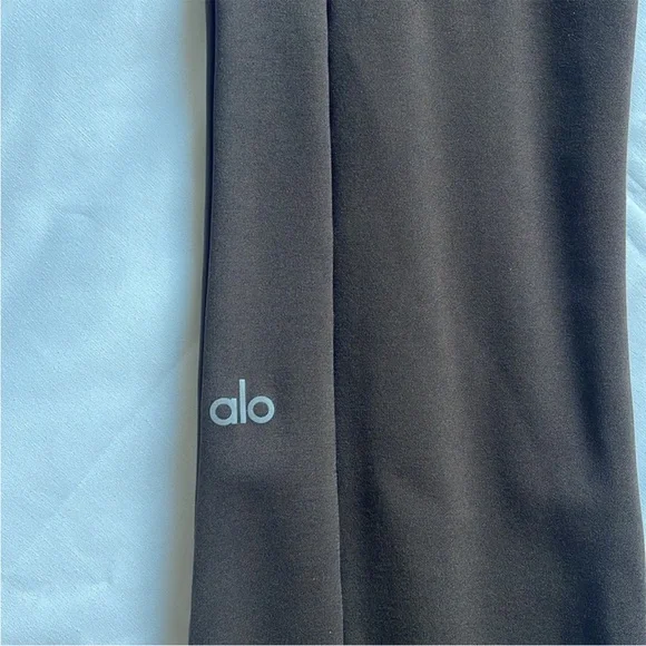 ALO Yoga Brown flare zip Leggings - Picture 3 of 11